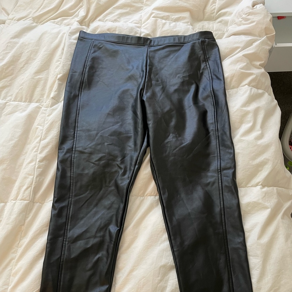 Faux leather leggings